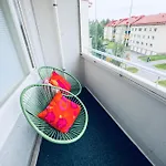 Apartmán Taika With Finnish Sauna, Glazed Balcony & Free Parking -your Base To Explore The Arctic And Santa's Magical Hometown