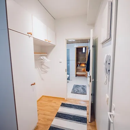 Apartment Taika The Arctic Gem With Sauna, Glazed Balcony & Free Parking