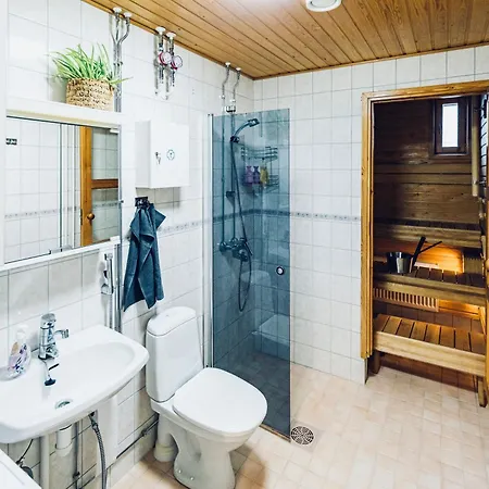 דירה Taika With Finnish Sauna, Glazed Balcony & Free Parking -your Base To Explore The Arctic And Santa's Magical Hometown רובניימי