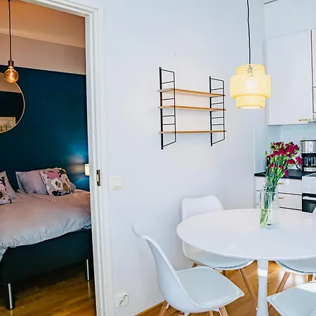 Taika The Arctic Gem With Sauna, Glazed Balcony & Free Parking