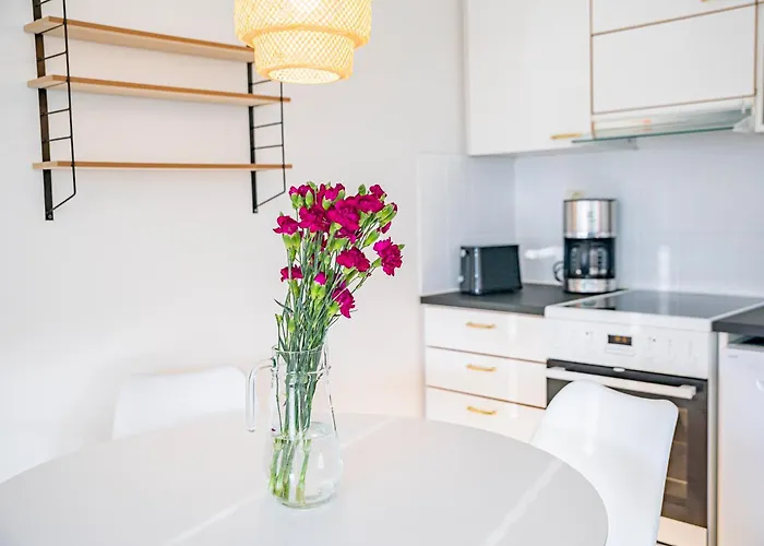 Taika With Finnish Sauna, Glazed Balcony & Free Parking -your Base To Explore The Arctic And Santa's Magical Hometown * Rovaniemi