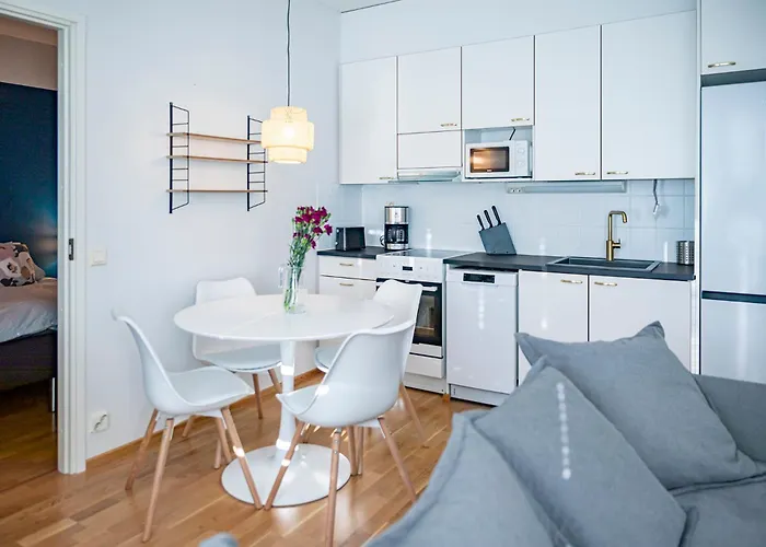 Taika With Finnish Sauna, Glazed Balcony & Free Parking -your Base To Explore The Arctic And Santa's Magical Hometown