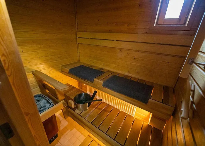 Apartment Taika With Finnish Sauna, Glazed Balcony & Free Parking -your Base To Explore The Arctic And Santa's Magical Hometown